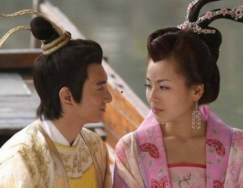 问君能有几多愁电视剧,穿越时空的千古绝唱